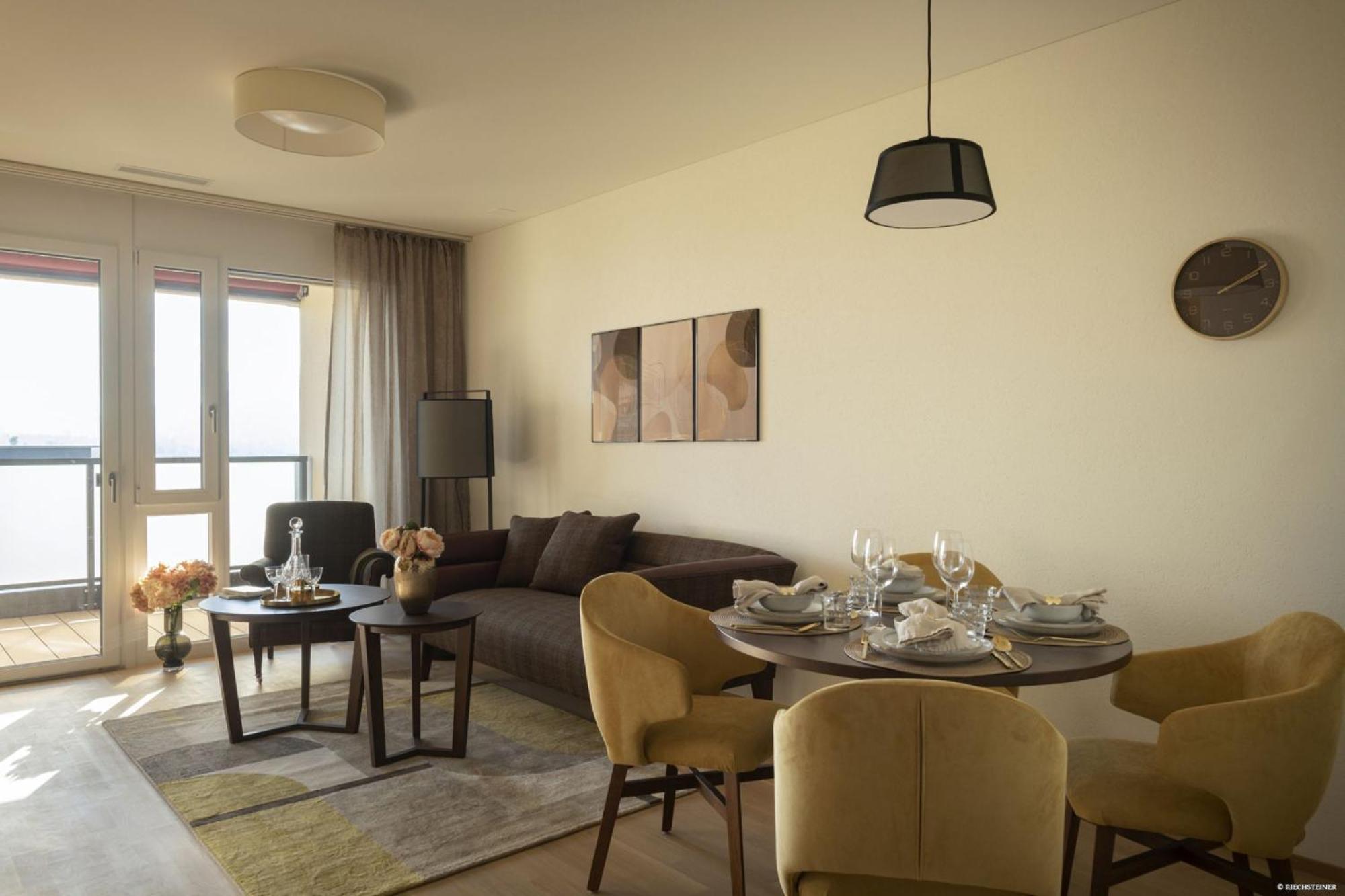 Senevita Dorfmatt Ferienwohnungen Und Apartments Münsingen Exteriör bild